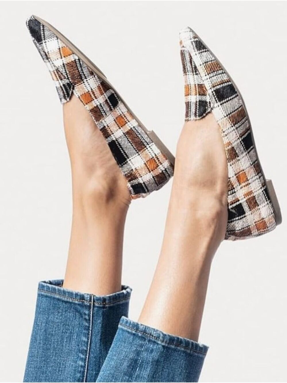 Hush Puppies Hazel Pointe Plaid Calf Hair Flats, Size 7